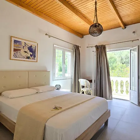 Koukouapartments & Suites *